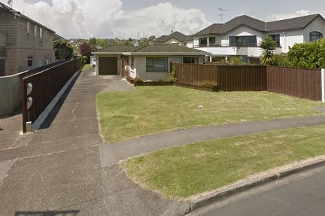 Photo of property in 1/26a Eastern Road, Eastern Beach, Auckland, 2012