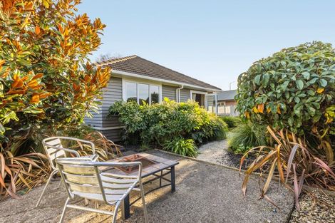 Photo of property in 302b Wainoni Road, Avondale, Christchurch, 8061