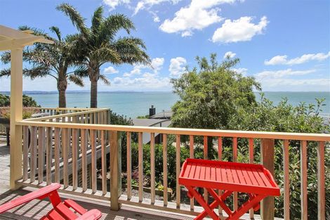 Photo of property in 28 Crispe Road, Clarks Beach, 2122