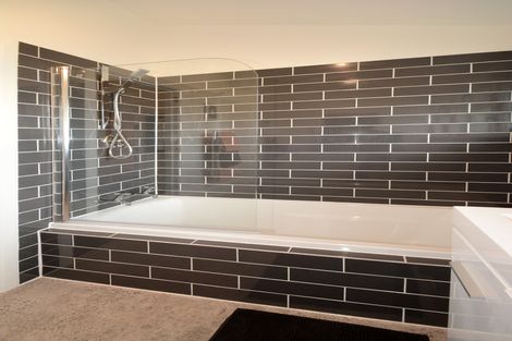 Photo of property in 24 Lock Street, Saint Clair, Dunedin, 9012