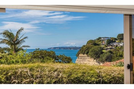 Photo of property in 2/3 Elgin Place, Red Beach, 0932