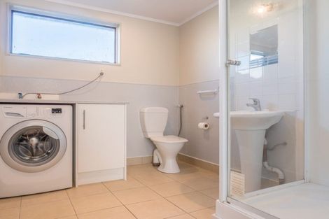 Photo of property in 180a Cornfoot Street, Castlecliff, Whanganui, 4501