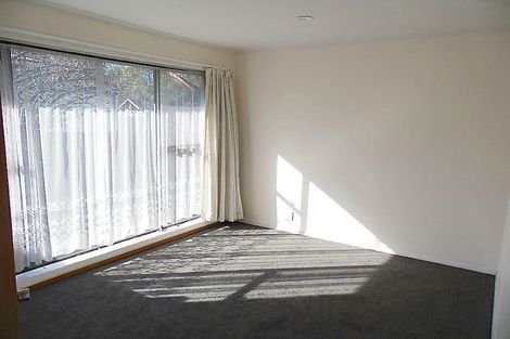 Photo of property in 1/164 Waimairi Road, Ilam, Christchurch, 8041