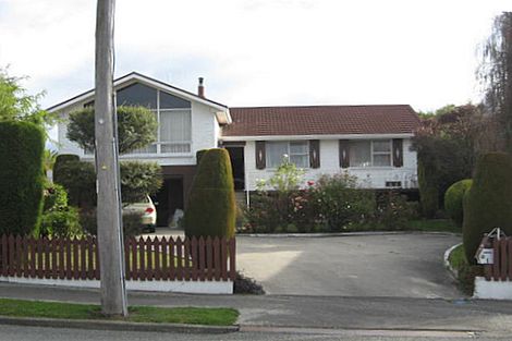 Photo of property in 1 Oxford Street, Holmes Hill, Oamaru, 9401