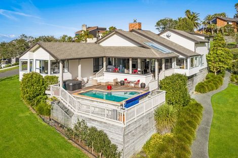 Photo of property in 9 Kotare Place, Sandspit, Warkworth, 0982