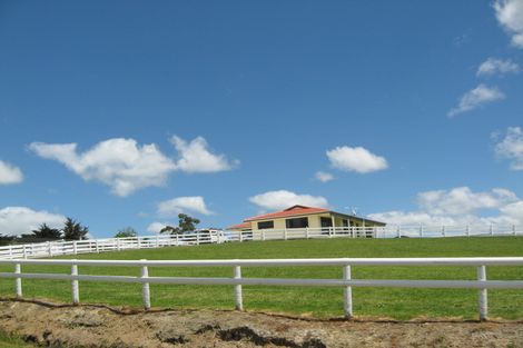 Photo of property in 151 Hamlin Road, Ardmore, Papakura, 2582