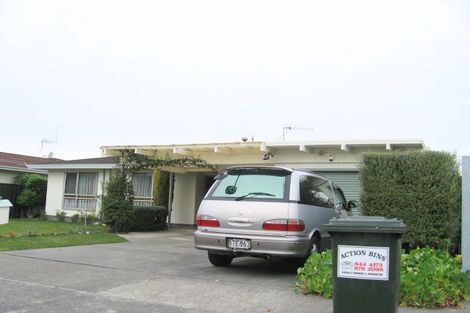 Photo of property in 32 Upham Crescent, Taradale, Napier, 4112