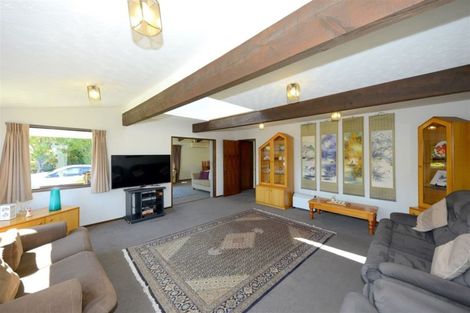 Photo of property in 4 Geraldo Place, Russley, Christchurch, 8042