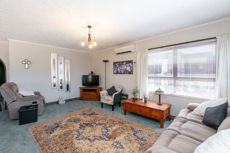 Photo of property in 2/14 Avondale Road, Taradale, Napier, 4112