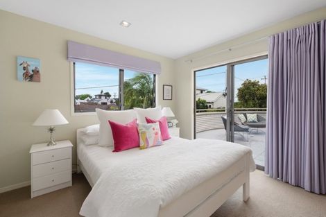 Photo of property in 89a Kowhai Road, Mairangi Bay, Auckland, 0630