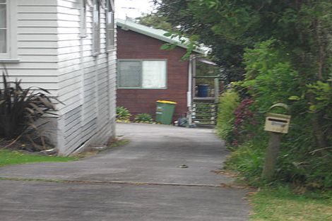 Photo of property in 1/18 Edgeworth Road, Glenfield, Auckland, 0629