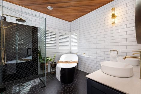 Photo of property in 63 Motueka Quay, Motueka, 7120