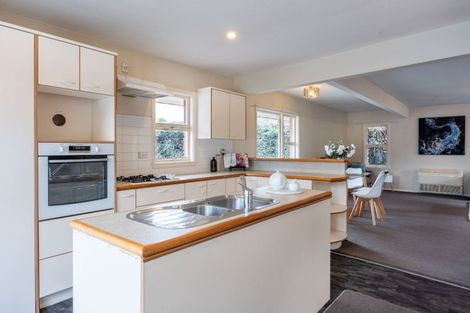 Photo of property in 147 Wairakei Road, Bryndwr, Christchurch, 8053