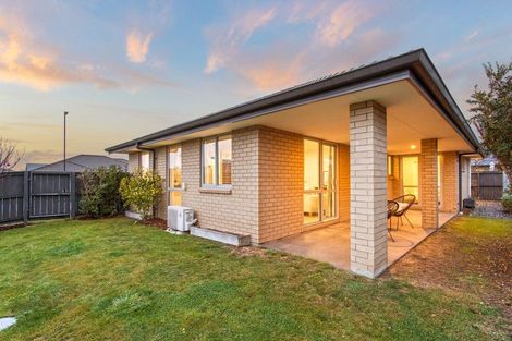 Photo of property in 33 Bradwell Crescent, Halswell, Christchurch, 8025