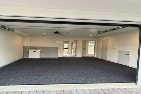 Photo of property in 9/218 Rosebank Road, Avondale, Auckland, 1026
