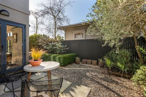 Photo of property in 24 Courtenay Street, St Albans, Christchurch, 8014