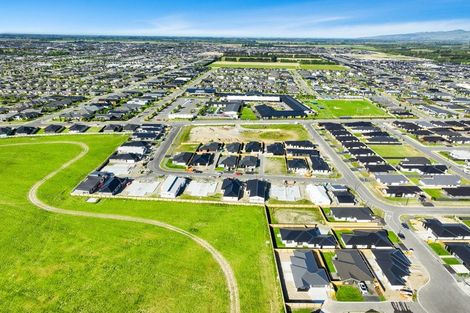 Photo of property in 4 Tarata Way, Lower Shotover, 9304