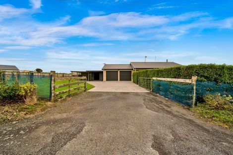 Photo of property in 902 Ararata Road, Ararata, Hawera, 4674