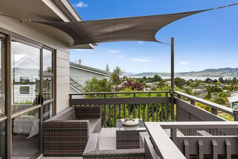 Photo of property in 4 Kempton Place, Richmond Heights, Taupo, 3330