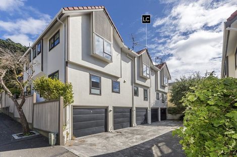 Photo of property in 2/2 Goring Street, Thorndon, Wellington, 6011