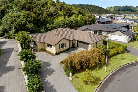 Photo of property in 16 Ellesmere Close, Pyes Pa, Tauranga, 3112