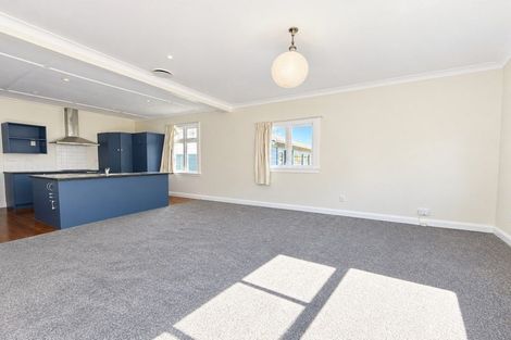 Photo of property in 8 Moffitt Street, Vogeltown, Wellington, 6021