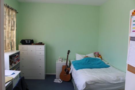 Photo of property in 18 Wesley Street, South Dunedin, Dunedin, 9012