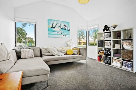 Photo of property in 164 Guys Road, East Tamaki, Auckland, 2013