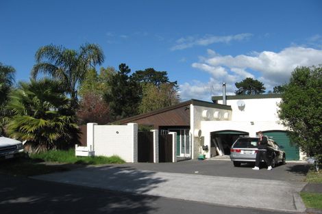 Photo of property in 9 Micawber Place, Mellons Bay, Auckland, 2014