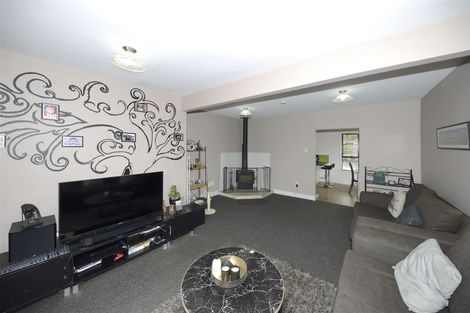 Photo of property in 76 Cuffs Road, Wainoni, Christchurch, 8061