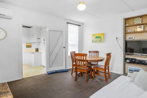 Photo of property in 72 Elgin Road, Mornington, Dunedin, 9011