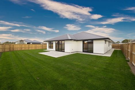 Photo of property in 5 Meadow Lane, Tinwald, Ashburton, 7700