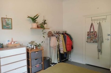 Photo of property in 38 Sugarloaf Road, Brooklyn, Wellington, 6021