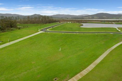 Photo of property in 101 Karearea Way, Matarangi, 3592