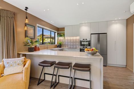 Photo of property in 22a Crosdale Place, Burnside, Christchurch, 8042