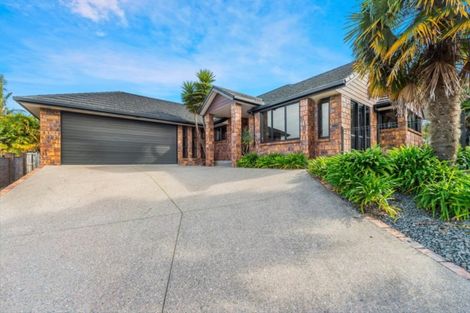 Photo of property in 14 Cherie Close, Rototuna, Hamilton, 3210