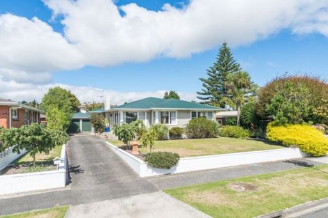 Photo of property in 10 Henare Street, West End, Palmerston North, 4412