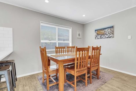 Photo of property in 4 Westbrook Place, Pomare, Rotorua, 3015