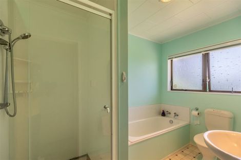 Photo of property in 46 Spriggs Crescent, Greenmeadows, Napier, 4112