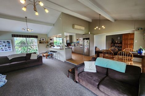 Photo of property in 115 Ross Street, Pirongia, 3802