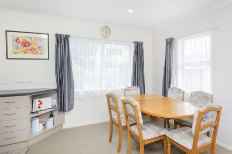 Photo of property in 8a Loisel Street, Riverdale, Gisborne, 4010