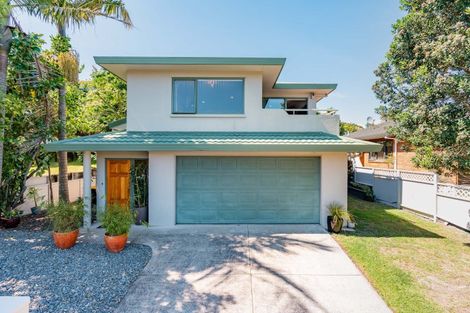 Photo of property in 12 Thornlea Drive, Welcome Bay, Tauranga, 3112