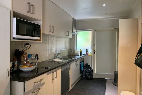 Photo of property in 2/636 Mount Wellington Highway, Mount Wellington, Auckland, 1062