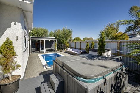 Photo of property in 14 Moeller Street, Taradale, Napier, 4112