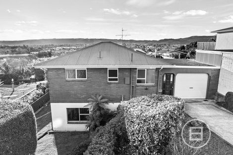 Photo of property in 15 Tweed Street, Kinmont Park, Mosgiel, 9024