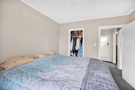 Photo of property in 5 Derby Street, Eltham, 4322