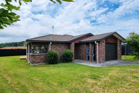 Photo of property in 4 Bryn Mawr Place, Albany, Auckland, 0632