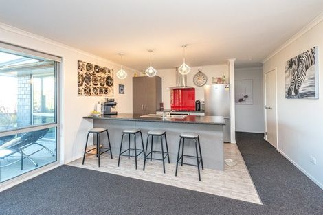 Photo of property in 55 Magnolia Crescent, Tawhero, Whanganui, 4501