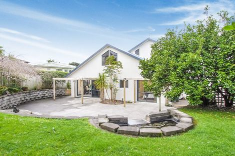 Photo of property in 33 Bannings Way, Hobsonville, Auckland, 0618