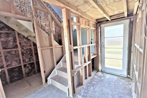 Photo of property in 99 Beazley Avenue, Paparangi, Wellington, 6037